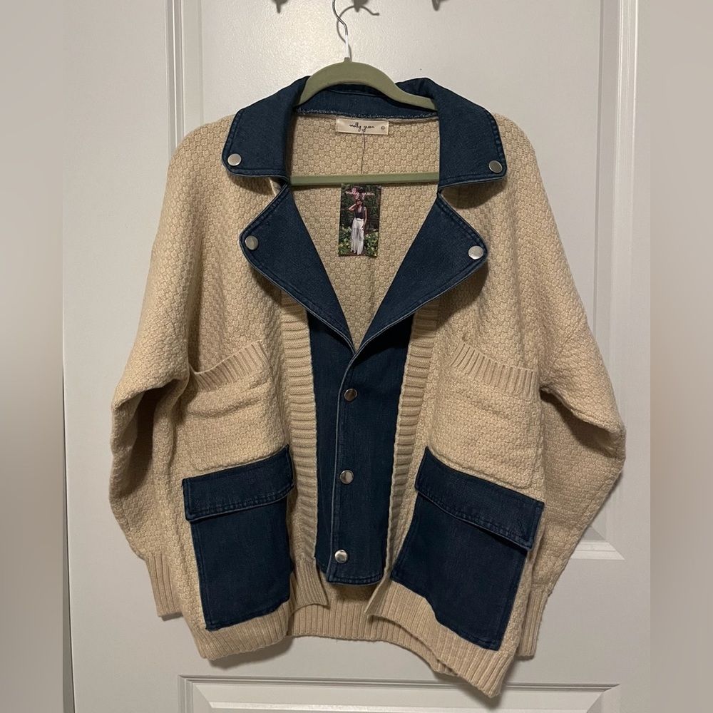 Stylish Beige and Blue Cardigan